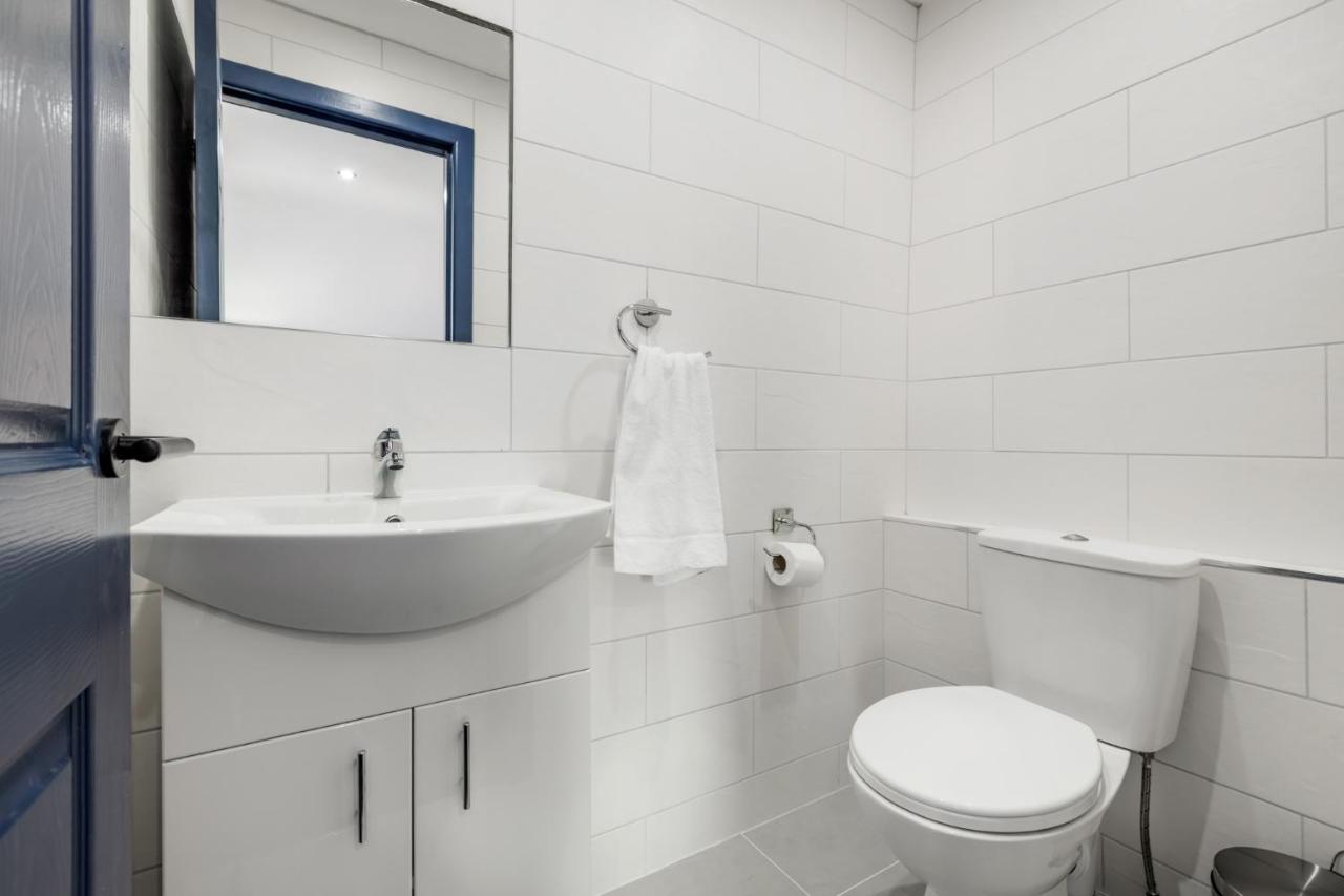 בלקפול Crystal Towers Sasco Apartments מראה חיצוני תמונה