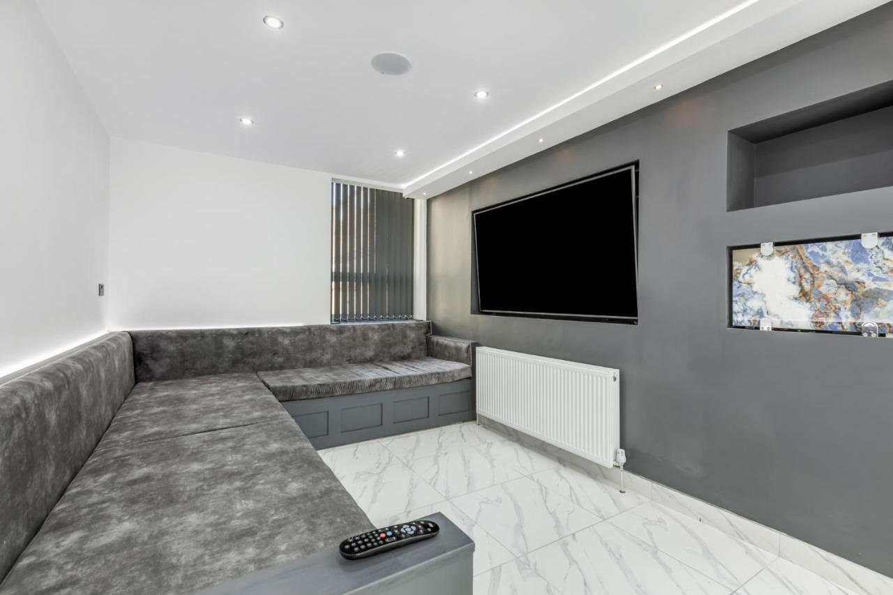בלקפול Crystal Towers Sasco Apartments מראה חיצוני תמונה