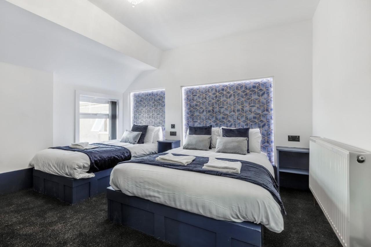 בלקפול Crystal Towers Sasco Apartments מראה חיצוני תמונה